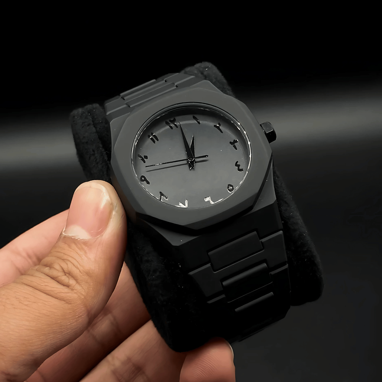 ساعة أورورا العربية Arabic Aura Watch